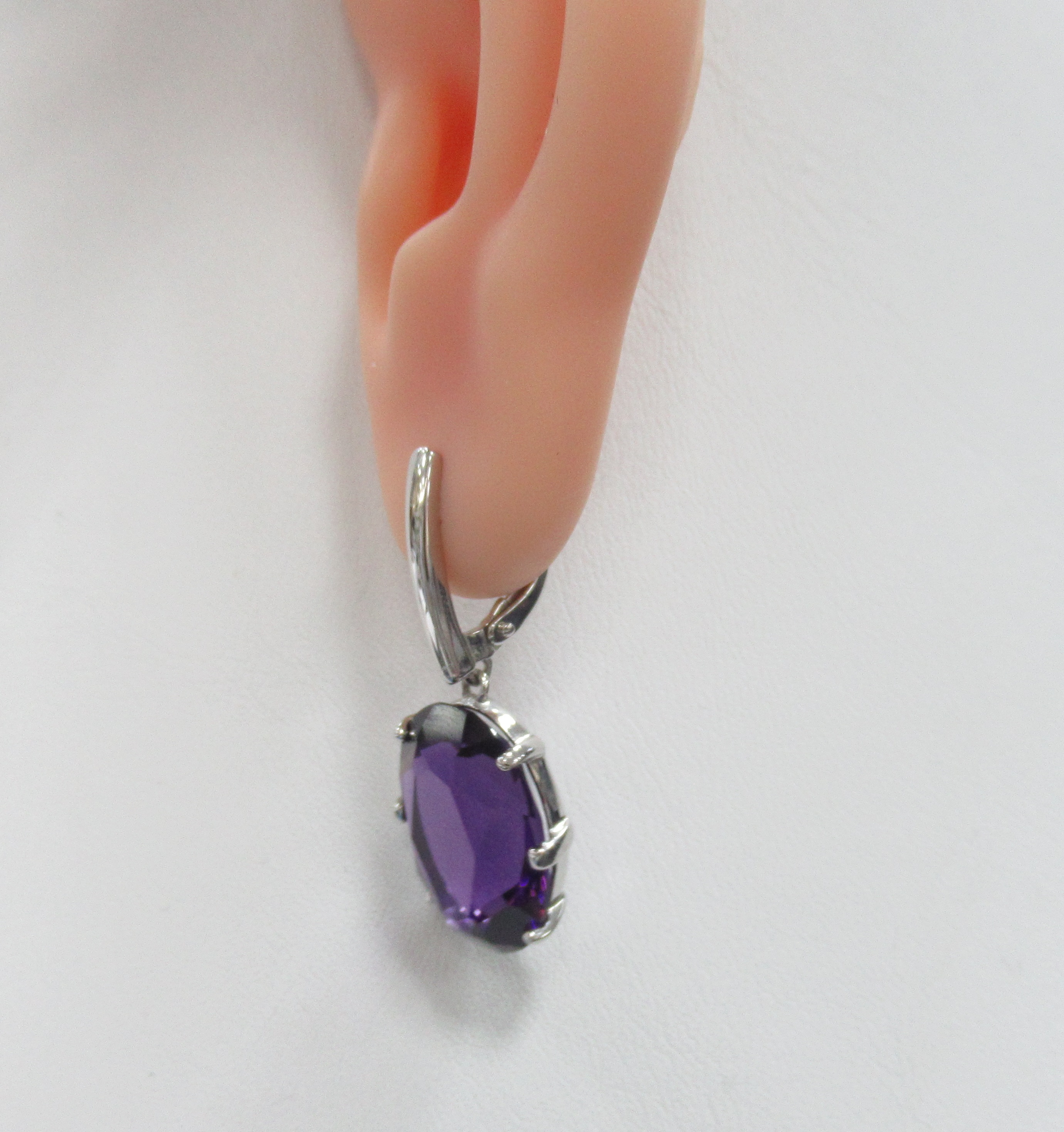 Серебряные серьги с аметистами